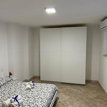 John's House Apartment *