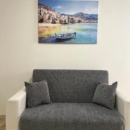 John's House Apartment Cefalu